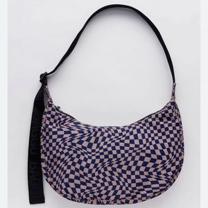 NWOT BAGGU medium crescent bag in sold out trippy design!